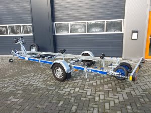 Boot trailer kopen Rijssen Kalf | R1100-57 V | Boottrailer